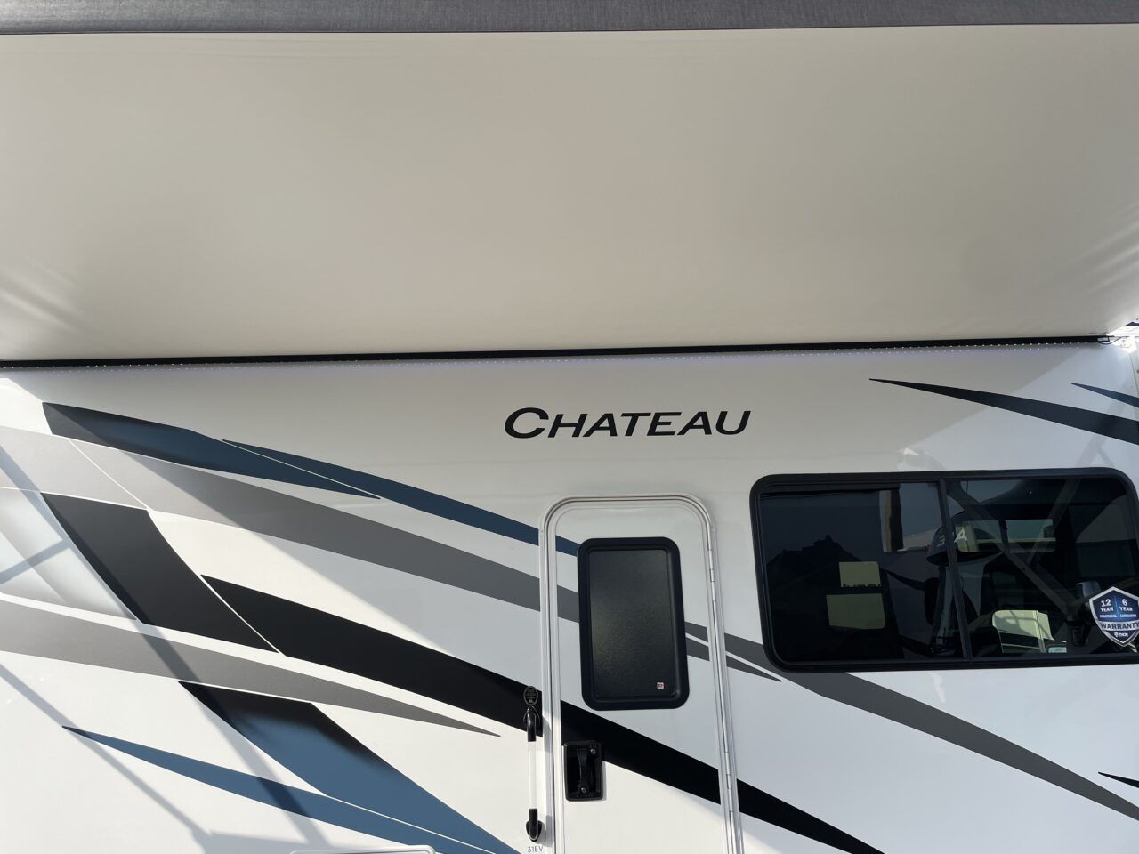 Chateau 31EV Suncoast RV Rental