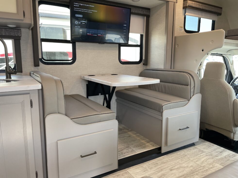 Chateau 31EV Suncoast RV Rental