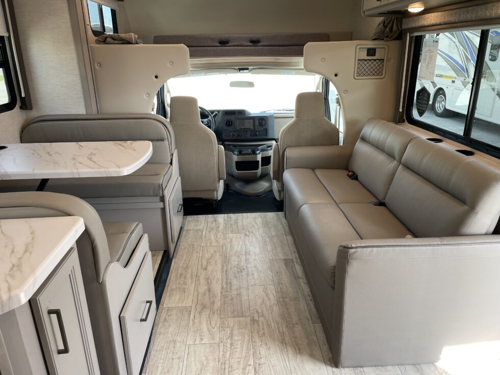 Chateau 31EV Suncoast RV Rental